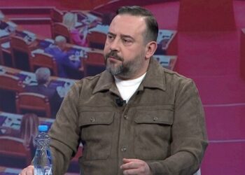 “Lini mandatin, pastaj flisni për këtë çështje”/ Etjen Xhafaj për kritikat e Ramës: Nuk kisha qëllim të sulmoja SPAK-un