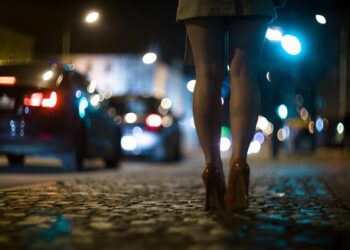 Shfrytëzuan të miturën për prostitucion në Sarandë, mbeten në burg dy shtetaset