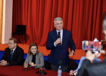 “Lezha ka qytetarë që kërkojnë realitetin, jo mashtrime”, Gjekmarkaj: Ata që pyesin se kë do votonte Fishta, e dëshmojnë fort mirë…