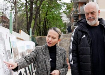 Shkolla “Edith Durham” me kushte bashkëkohore, Rama inspekton punimet: Godinë me standarde moderne