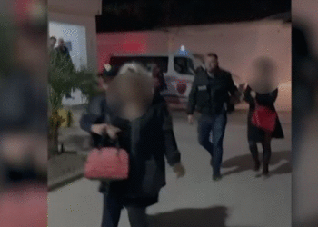 Ushtronin prostitucion në Vlorë, arrestohet administratorja e lokalit dhe një 39-vjeçare