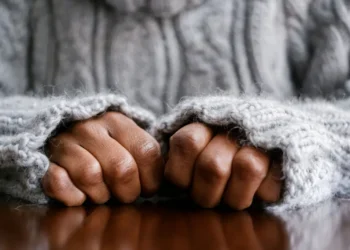 Tragjedia e një jete! Gruaja me spektrin e autizmit lihet 46 vite në spitalin psikiatrik
