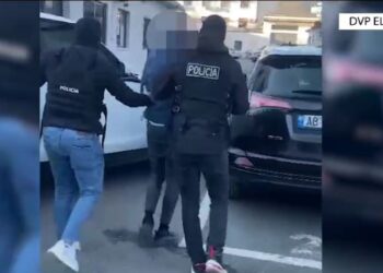 Elbasan/ Policia ndalon Aurel Mehjan, dhëndrin e ish-kryebashkiakut Qazim Sejdini. Kanosi…