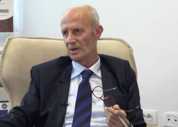“Jam nën shantazh”/ Arben Rakipi vë alarmin: Sistemi i Drejtësisë me integritet të kompromentuar. SPAK…