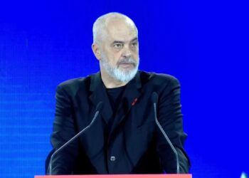 “10 vite pa taksë dhe TVSH”, Rama thirrje shqiptarëve në Greqi të investojnë në Shqipëri: Ju del më mirë llogaria!