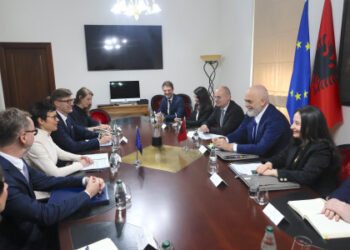 Komisionerja e BE, Marta Kos vizitë në Tiranë, takohet me Ramën, pritet konferenca me kryeministrin