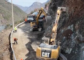 E amortizuar prej vitesh, nis rikonstruksioni në ‘Rrugën e Komanit’, banorët: Investim që sjell zhvillim