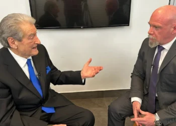 Berisha ‘qetëson’ Athinën: Kur të fitoj, marrëdhëniet me Turqinë s’do jenë si ato Rama-Erdogan