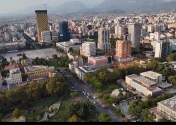 Institucionet dhe Bashkitë, me 7.3 mld lekë të prapambetura! Ministria e Infrastrukturës bën investime, por nuk paguan