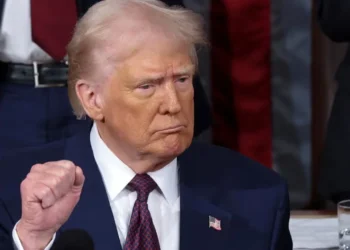 Nuk ndalet Trump, paralajmëron sanksione dhe tarifa për Rusinë deri në arritjen e marrëveshjes së paqes