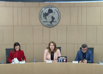Komisioni Rregullator rrëzon PD-në, nuk ka shtyrje të afatit për regjistrimet e emigrantëve