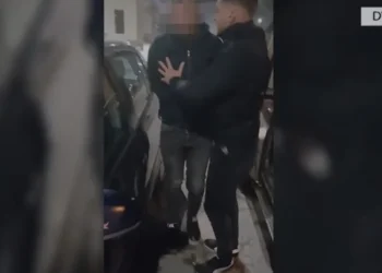 EMRAT / Shpërndanin kartëmonedha euro të falsifikuara, dy të arrestuar në Vlorë