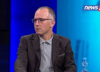 “Berisha në alarm”, gazetari Xhafo tregon çfarë e shqetëson ish-kryeministrin: Nëse Rama bën vizitë në SHBA do të ishte…