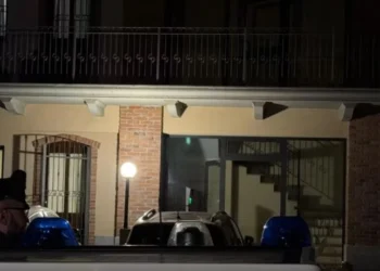 Tronditet Italia! Shoferi i kamionit vret dy fqinjët e tij dhe më pas veten