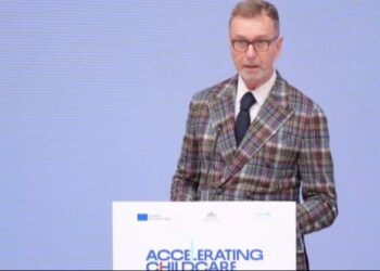 Konferenca për ‘Kujdesin për Fëmijët drejt anëtarësimit në BE’, Gonzato: Fëmijëve t’u garantohet shëndetësi falas dhe qasje në arsim cilësor!