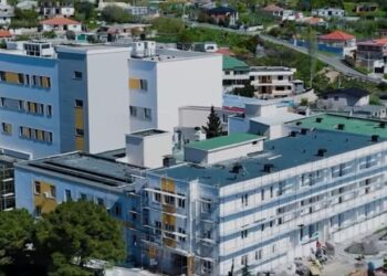 “Standarde europiane”/ Rama ndan pamjet nga punimet në spitalin e Lezhës: Së shpejti hap dyert për 200 mijë banorët e zonës