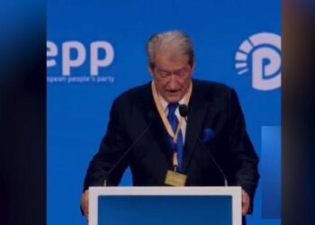Videolajm/ Berisha ‘ngec’ edhe në Valencia në samitin e PPE