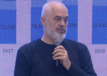 “Altin Dumani ishte i çarmatosur, shpatën e kisha unë në zyrë”, Rama: Duan të më vënë në pozitë të vështirë! Do isha tradhtari më i madh nëse…