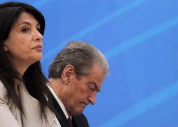 Kontradiktat e Berishës: Mbronte Jozefina Topallin kur kandidonte kundër PD në 2021-shin, ndërsa sot cilëson si “në shërbim të Ramës” ata që nuk futen te lista e tij dhe e Metës