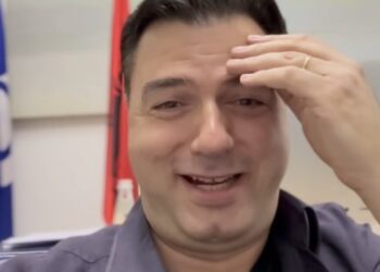“I ke lëshuar pëllumbat”, Basha nuk i ndahet Ramës: Si mor burr u thua fëmijëve më shikoni nudo?