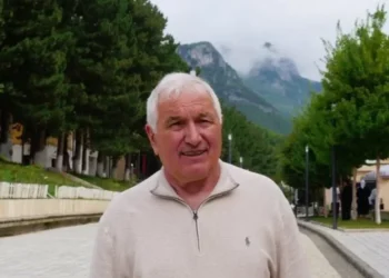 Garantori i 6 mln dollarëve të Berishës qenka burrë i ndershëm, se ka marrë dekoratë nga… Bashkia e Tropojës