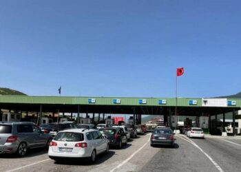 Hiqet kontrolli kufitare mes Shqipërisë dhe Kosovës