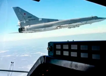 VIDEO / Putin humb bombarduesin supersonik, avioni ‘Backfire’ shpërthen në ajër