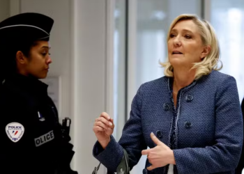 Sondazhi pas dënimit me burg, 49% e francezëve duan që Marine Le Pen të kandidojë për presidente