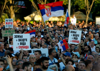 “Thjesht biznes”/ Pakti ‘djallëzor’ BE-Vuçiç në kurriz të serbëve!