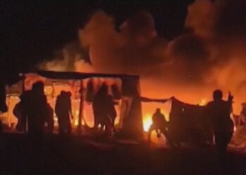 Hamasi tregon pengjet, Izraeli bombardon Gazën, mbi 90 të vrarë në orët e fundit