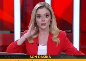 “Ou sapo na goditi një tërmet”, spikerja turke tmerrohet nga lëkundjet e fuqishme (VIDEO)