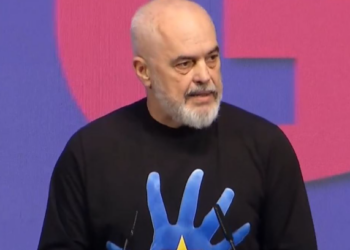 “Shqipëria është grua!”, Rama: Më 12 maj vendi do të gdhihet rozë! Suksesi i integrimit varet nga nënat e vajzat tona