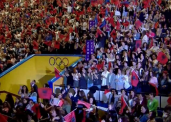 Nesër Papa Francesku përcillet për në banesën e fundit/ PS ndërpret fushatën, Berisha nuk i ndal mitingjet