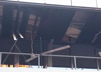 Publikohen pamjet nga shpërthimi i mbrëmshëm në Athinë, nuk raportohet për të lënduar (VIDEO)