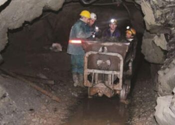 Shembet një masiv gurësh në një galeri në Bulqizë, humb jetën minatori nga Krasta