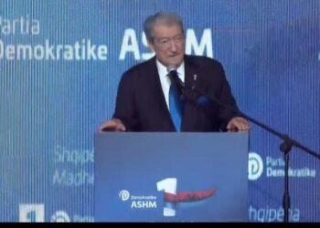 Berisha me Vrenozin në Selanik: U bë star i fushatës! Tregoi nder dhe i theu hundët Ramës