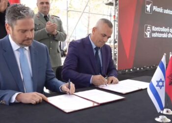 Rithemelohet shkolla e Aviacionit në Vlorë, nënshkruhet memorandumi i bashkëpunimit