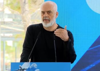 Rama: Të krijojmë industrinë tonë të mbrojtjes dhe të ushtrisë, ndikon në rritjen e ekonomisë