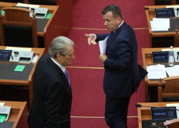 Taulant Balla dhe Sali Berisha “përplasen” në Bruksel, zbardhen axhendat e takimeve