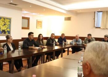 Basha prezanton programin për biznesin e vogël: Taksa lokale jo më shumë se 1% e xhiros, 0 tatim-fitimi