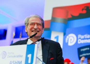 Berisha paralajmëron bandat nga Vlora: Kush implikohet me votat do të shpallet grup terrorist