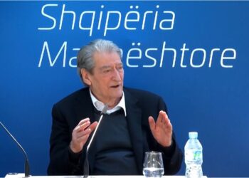 Mbyllja e Tik Tok, Berisha: Rama e censuroi pasi të rinjtë e tallnin aty