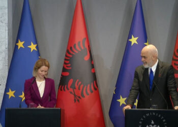 “Ne vendosëm diellin, kurse ti ke sjellë të ftohin nga Brukseli”, Rama batuta me Kaja Kallas në konferencë: Të jesh e bindur që herën tjetër…