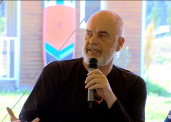 “S’do ketë më kontroll”, Rama në Përmet: 600 biznese kanë aplikuar për marrëveshje!