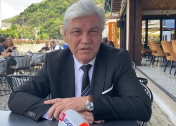 Kriza institucionale në Kosovë, ish-anëtari i Kushtetueses: E rrezikshme, mund të ketë zgjedhje të parakohshme