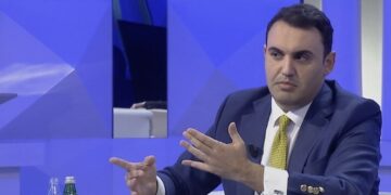 Vijojnë çudirat nga PD! Këlliçi: Në administratë do punësojmë njerëz që kanë frikë nga Zoti