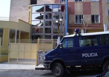 Rreth 20 orë në gjurmët e të kërkuarve të rrezikshëm/ Operacion “Top Secret”, Policia mësyn në Ksamil