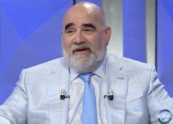 Këshilltari i fushatës së PD, Chris LaCivita: Jam individ privat, nuk përfaqësoj qeverinë e SHBA