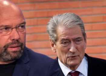 Sondazhet e nxjerrin Berishën humbës, Manjani: PD është zgjuar por nuk mjafton për rotacionin