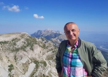 “Do të marrim 3 mandate!”, Meta nga qelia: Skraparllinjtë janë 1-sha, 5-sa vetëm kalon klasën! “Ufoja” nuk ju tregoi se…